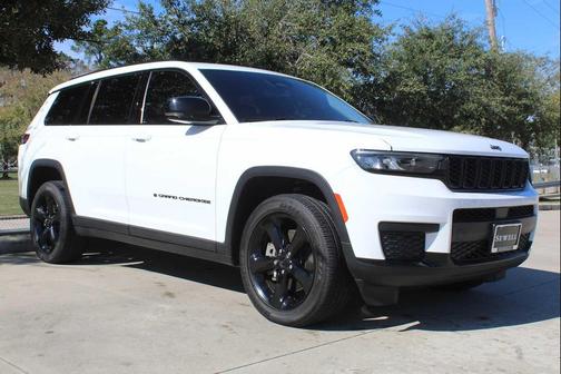2022 Jeep Grand Cherokee L Altitude