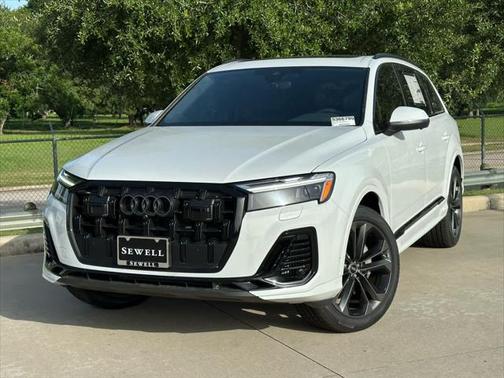 2025 Audi Q7 55 Premium Plus