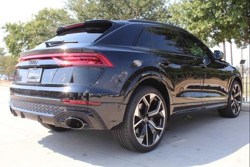 2024 Audi RS Q8 4.0T