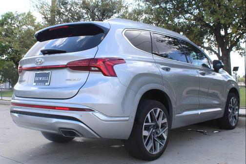 Shimmering Silver 2023 Hyundai SANTA FE Calligraphy