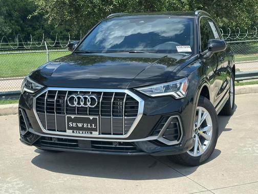 2025 Audi Q3 Premium 45 TFSI S line quattro Tiptronic