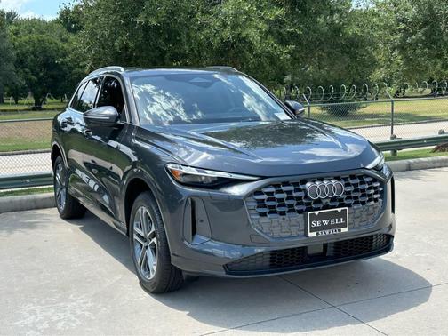 2025 Audi Q5 Premium TFSI quattro S tronic