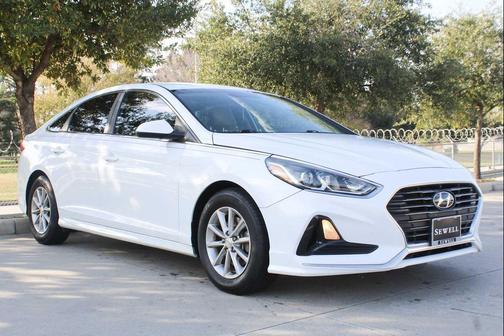 2018 Hyundai SONATA SE