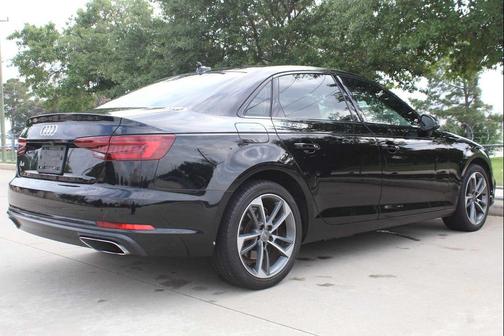 Brilliant Black 2019 Audi A4 40 Titanium Premium