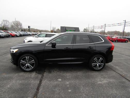 2019 Volvo XC60 T5 Momentum