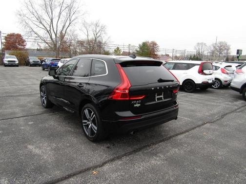 2019 Volvo XC60 T5 Momentum