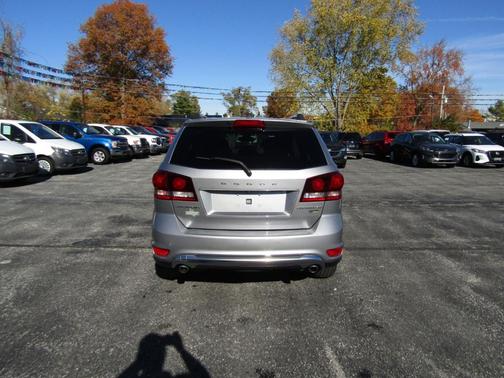 2019 Dodge Journey Crossroad