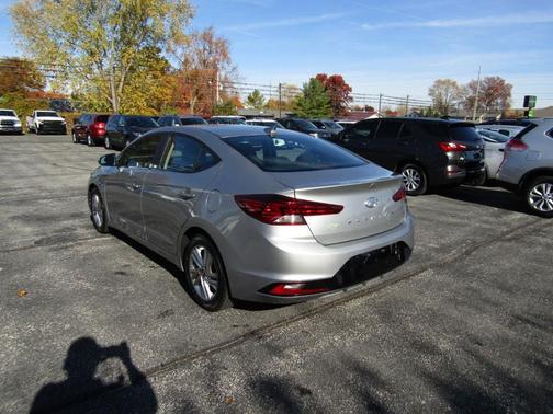 2020 Hyundai ELANTRA Limited