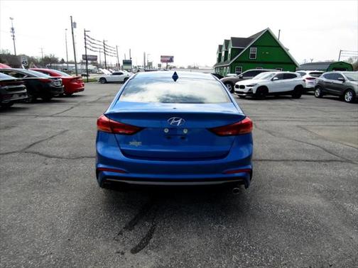 2018 Hyundai ELANTRA Sport