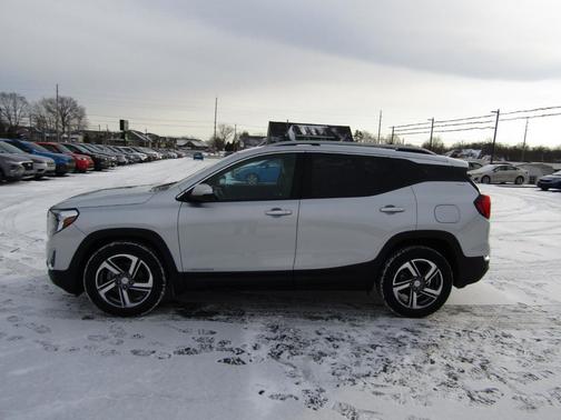 2021 GMC Terrain SLT