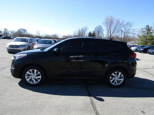 2019 Hyundai TUCSON SE