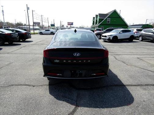 2021 Hyundai SONATA SE