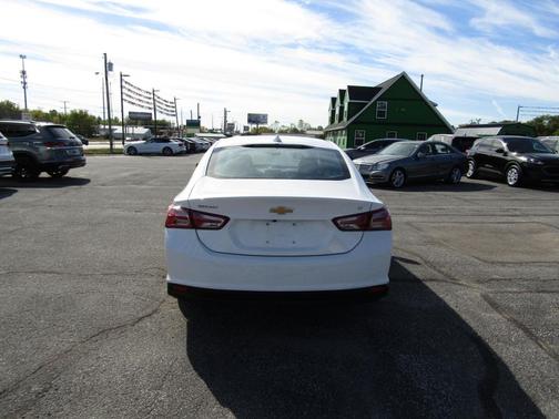 2020 Chevrolet Malibu FWD LT