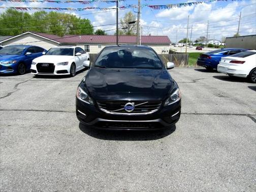 2015 Volvo S60 T6 R-Design Platinum