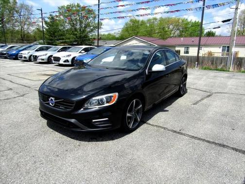 2015 Volvo S60 T6 R-Design Platinum