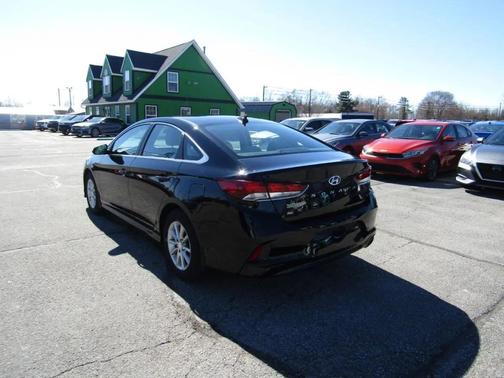 2019 Hyundai SONATA SE
