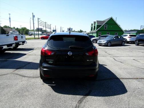 2018 Nissan Rogue Sport SL