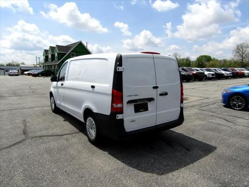 2020 Mercedes-Benz Metris Base