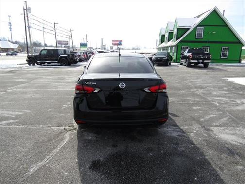 2021 Nissan Versa 1.6 S