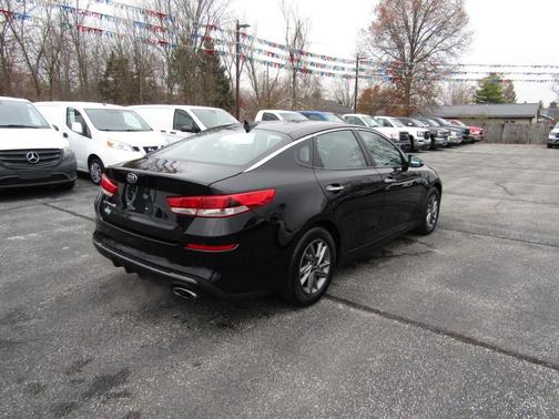 2020 Kia Optima LX