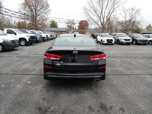 2020 Kia Optima LX