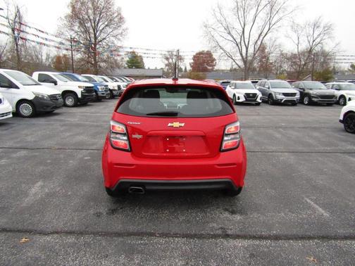 2020 Chevrolet Sonic FWD Hatchback 1FL 5-Door