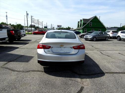 2017 Chevrolet Malibu 1LT