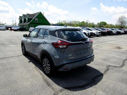 2024 Nissan Kicks SV