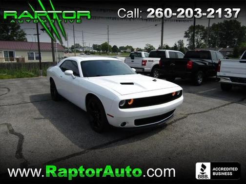 2016 Dodge Challenger SXT