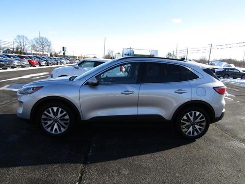 2020 Ford Escape Titanium