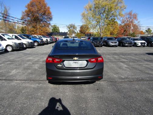 2018 Chevrolet Malibu 1LS