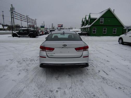 2020 Kia Optima LX