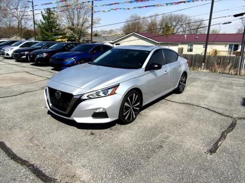 2021 Nissan Altima SR FWD
