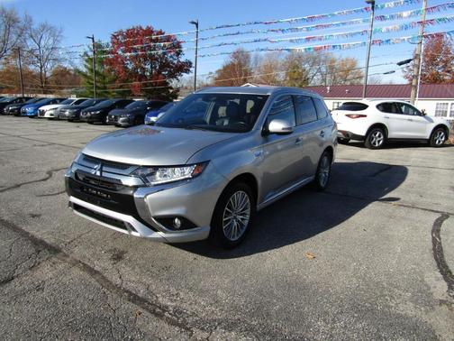 2022 Mitsubishi Outlander PHEV SEL