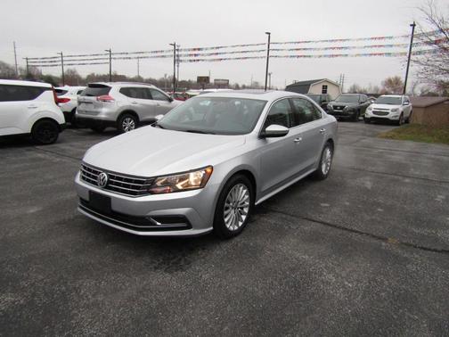 2016 Volkswagen Passat 1.8T SE