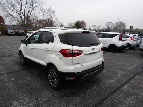 2021 Ford EcoSport Titanium