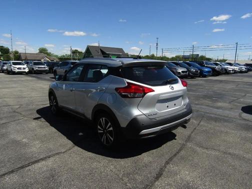 Gray 2020 Nissan Kicks SR