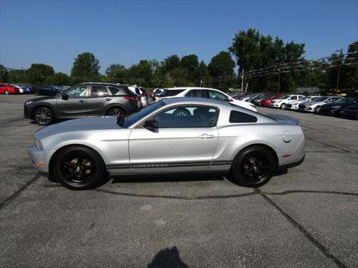 2010 Ford Mustang Base