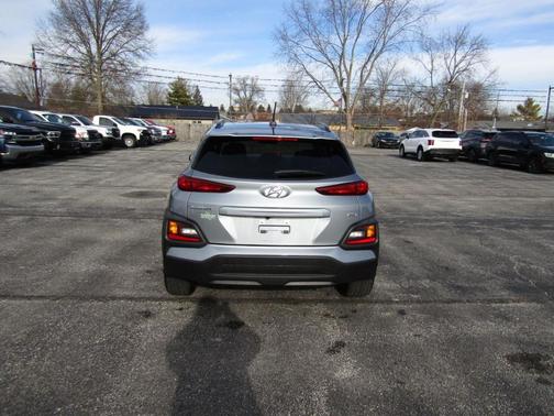 2020 Hyundai KONA SEL