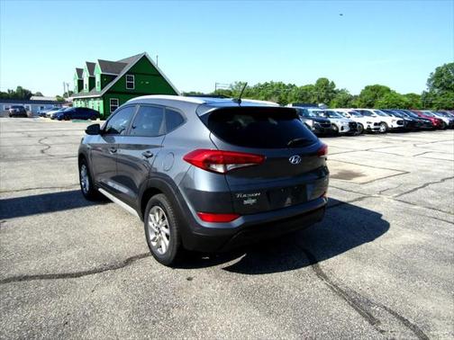 2017 Hyundai TUCSON SE