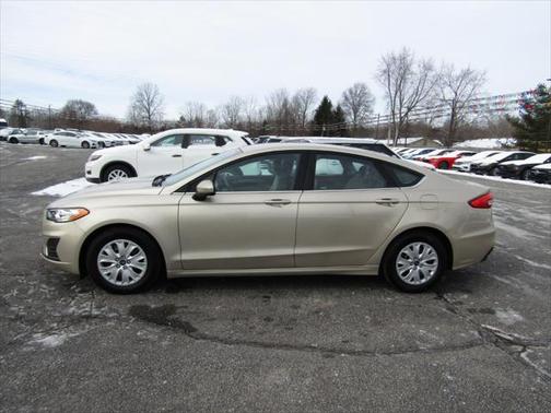 2019 Ford Fusion S
