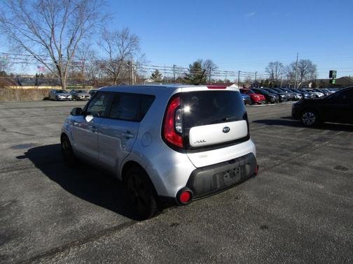 2015 Kia Soul Base
