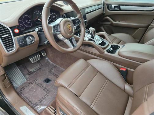 2023 Porsche Cayenne S