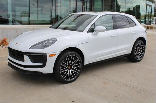 2025 Porsche Macan Base