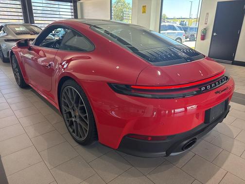 2025 Porsche 911 Carrera S