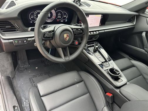 2025 Porsche 911 Carrera S