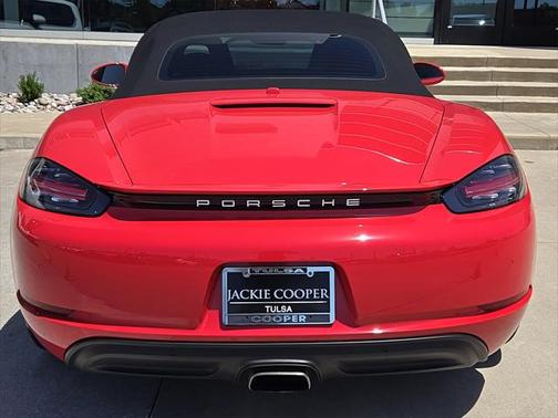 2023 Porsche 718 Boxster