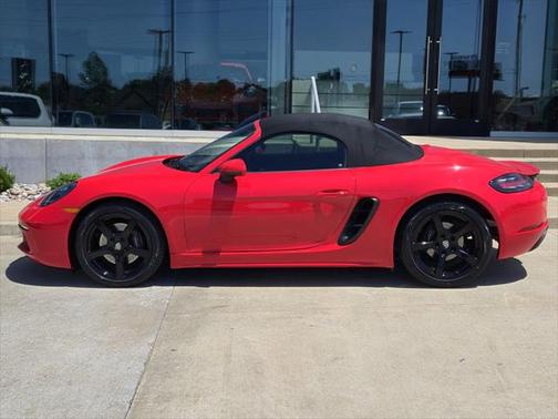 2023 Porsche 718 Boxster