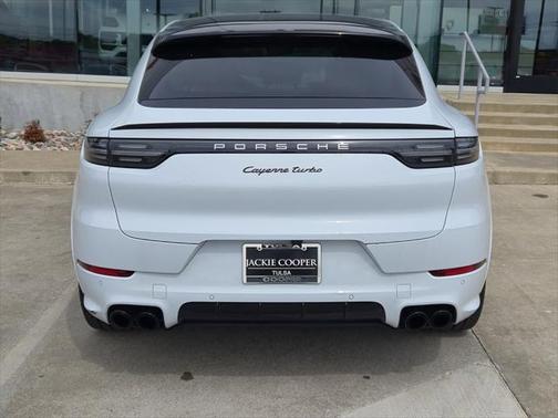 2022 Porsche Cayenne Turbo