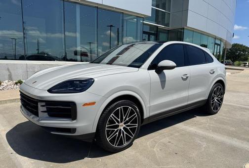 2024 Porsche Cayenne Base
